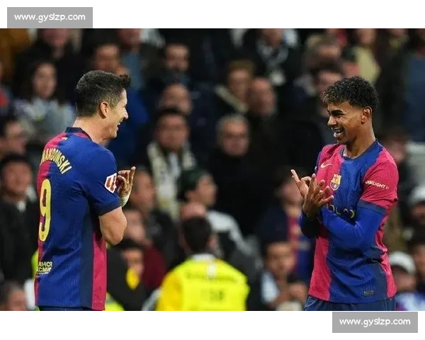 曼联 15 岁新星转发国家德比，助威皇马引热议